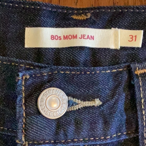 Levi’s 80s mom jeans, dark wash denim, ❗️NEW❗️ women’s size 31 - Picture 8 of 16